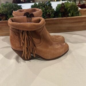 SAM EDELMAN Louie Fringe Zip Up‎ Ankle Boots booties  women’s size 7